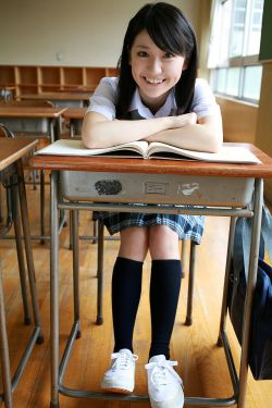 女生越叫痛男生越有沖勁視頻
